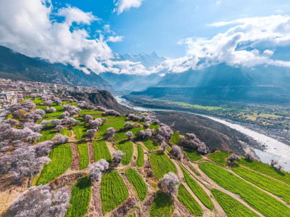 [TOUR NO SHOPPING] TÂY TẠNG: CUNG ĐIỆN POTALA - ĐẠI CHIÊU TỰ - HỒ YAMDROK - BẠCH THÁP TỰ - SÔNG BĂNG VĨNH CỬU - ĐẠI TU VIỆN TASHILHUNPO