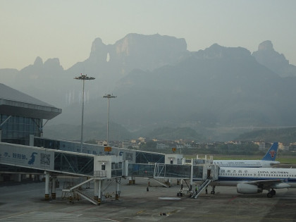 TRƯƠNG GIA GIỚI - PHƯỢNG HOÀNG CỔ TRẤN – MIÊU TRẠI MẶC NHUNG - THIÊN MÔN SƠN