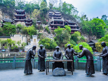 [TOUR NOSHOPPING] NAM NINH - LỆ BA - HẠ TƯ CỔ TRẤN - TRẤN VIỄN CỔ THÀNH - THIÊN HỘ MIÊU TRẠI