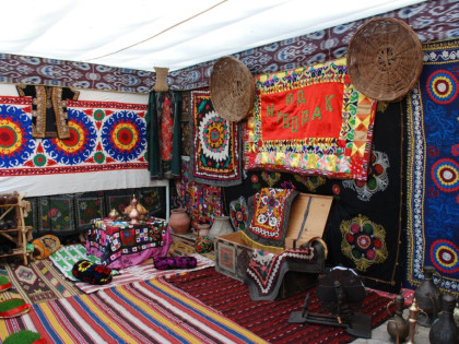 [TOUR NOSHOPPING] NAM TÂN CƯƠNG: KASHGAR - TASHKURGHAN - KASHGAR - RỪNG HỒ DƯƠNG - AKESU - URUMQI