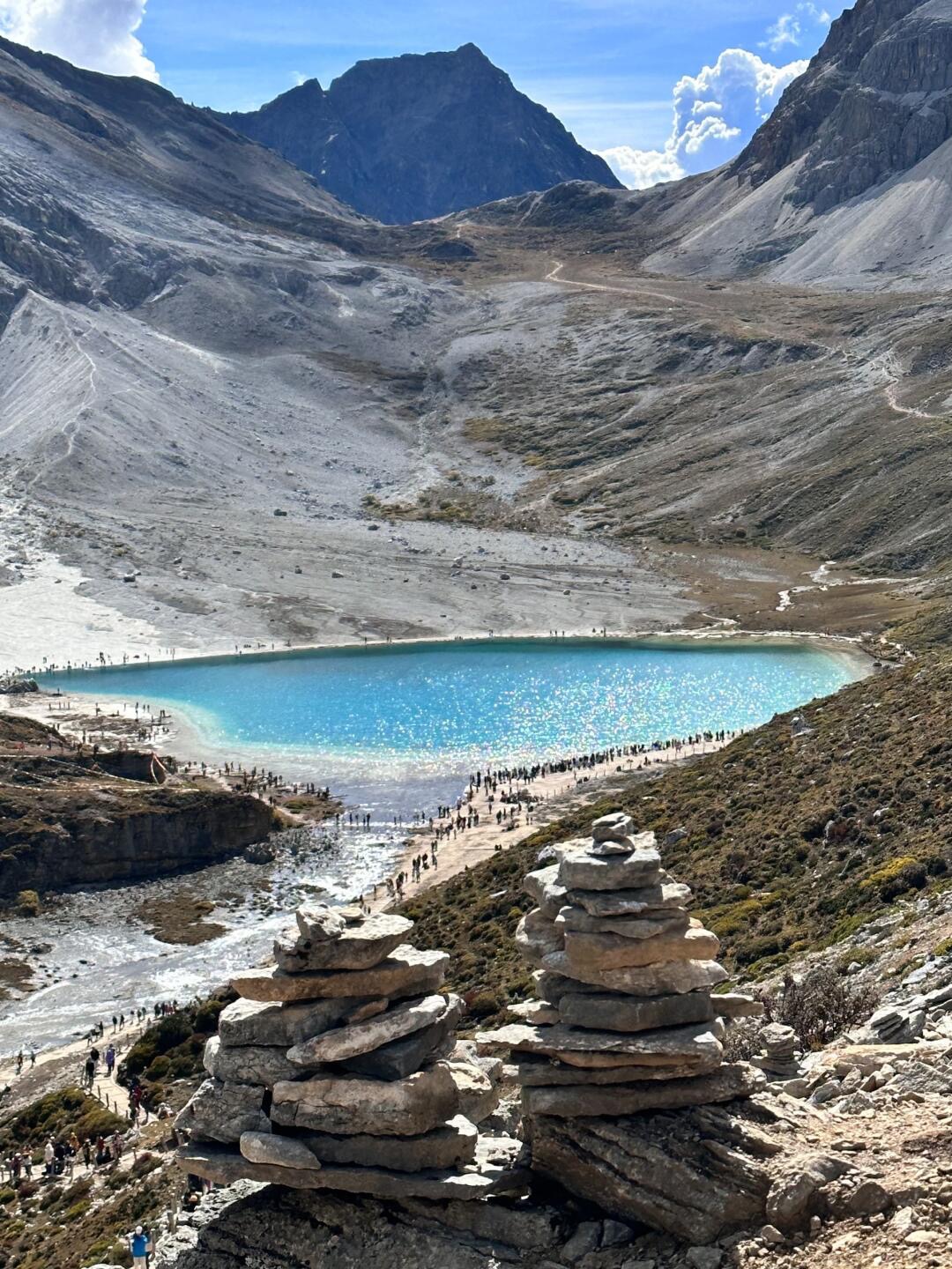 Hồ Sữa (Milk Lake) : Chiêm ngưỡng “viên ngọc trắng” ở độ cao 4.600m
