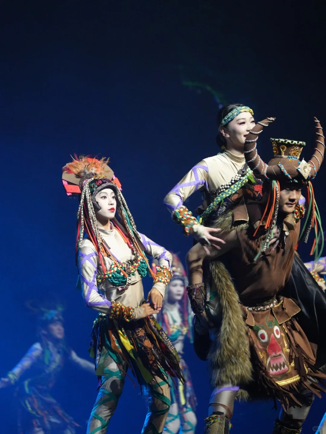 Trải nghiệm Show Lệ Giang Thiên Cổ Tình – Đại tiệc nghệ thuật