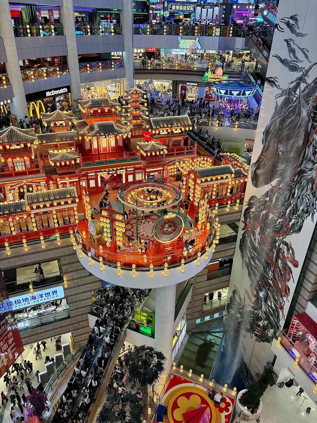 Trung tâm thương mại Zhengjia Plaza – Nổi tiếng nhất Quảng Châu