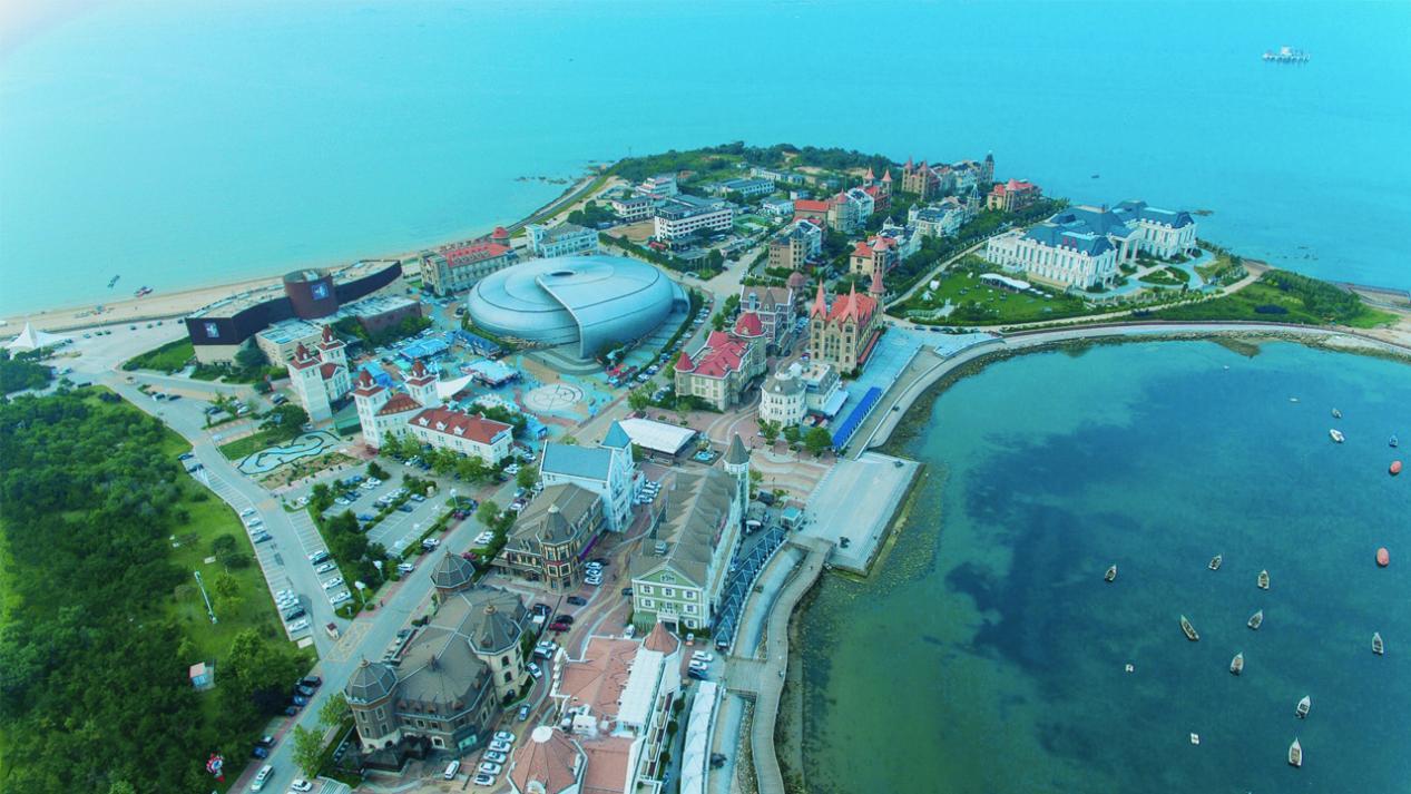 To&agrave;n cảnh Bến t&agrave;u Ngư Nh&acirc;n Y&ecirc;n Đ&agrave;i nhộn nhịp.
