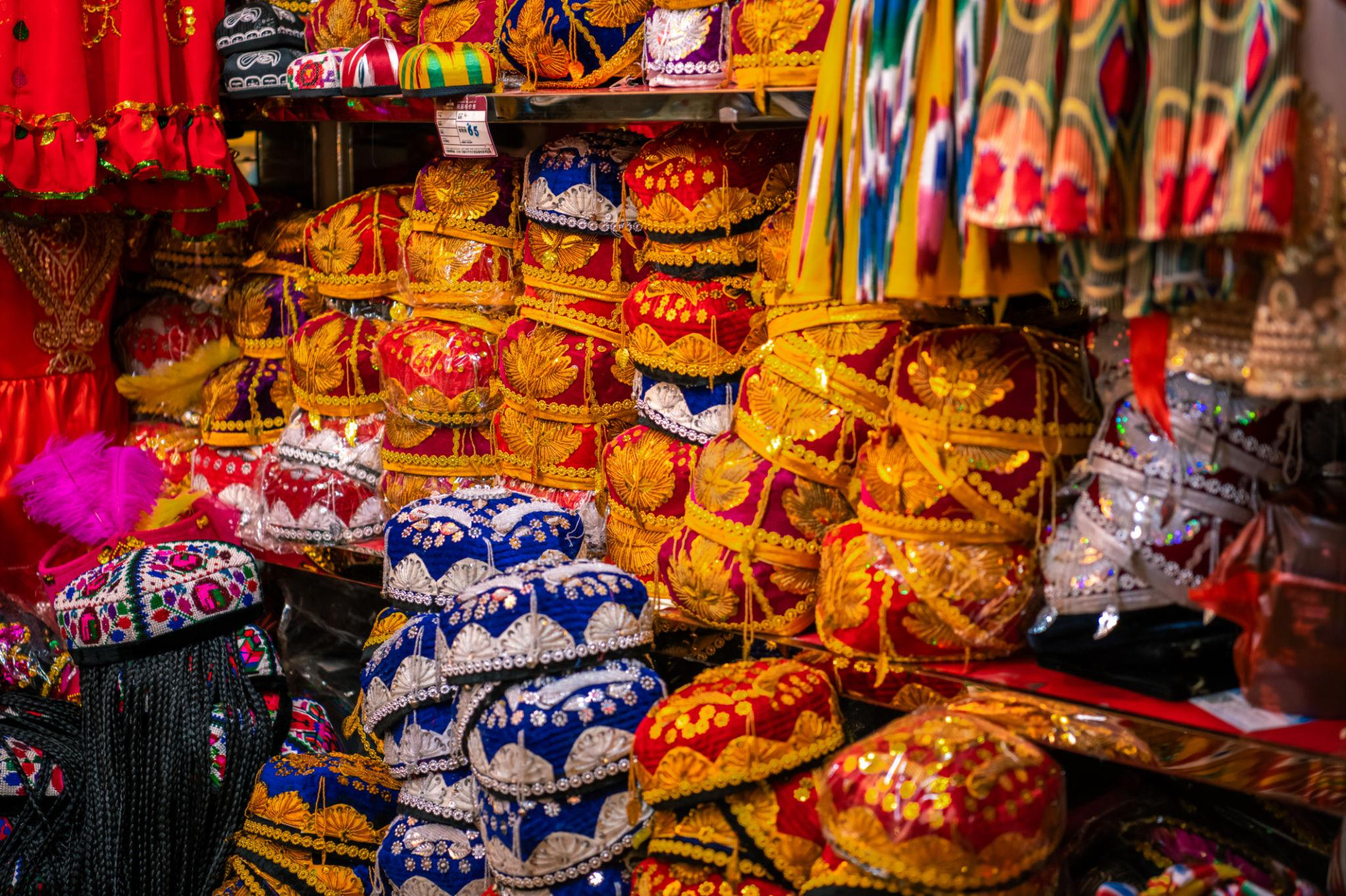 mũ truyền thống Tân Cương