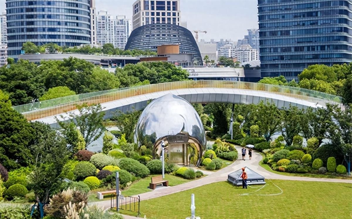 Khung Cảnh Thơ Mộng Tại Công Viên Bắc Bến Thượng Hải