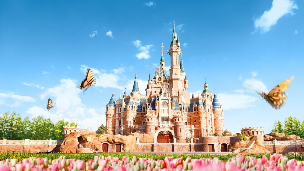 L&acirc;u đ&agrave;i disneyland tại Thượng Hải