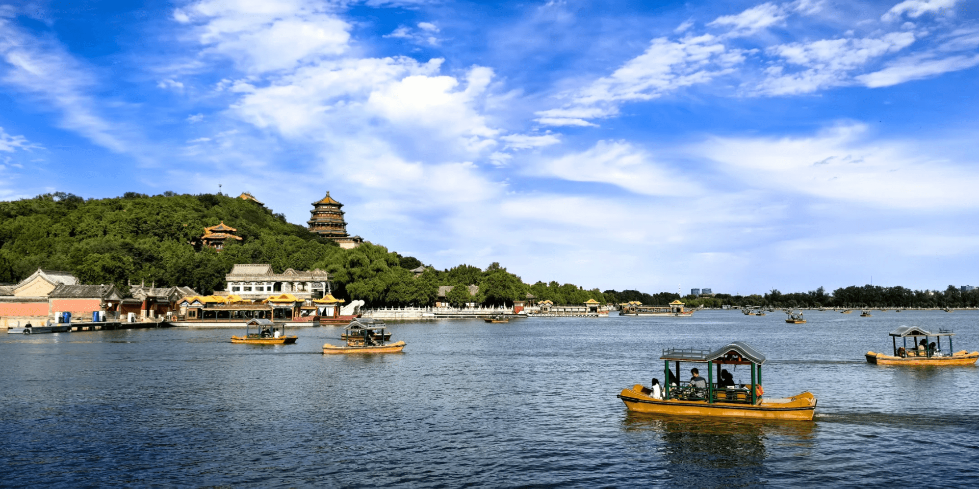 Tour Trung Quốc: Thưởng ngoạn vẻ đẹp thanh b&igrave;nh của Di H&ograve;a Vi&ecirc;n, khu vườn ho&agrave;ng gia tuyệt đẹp tại Bắc Kinh c&ugrave;ng Hanvina Travel.