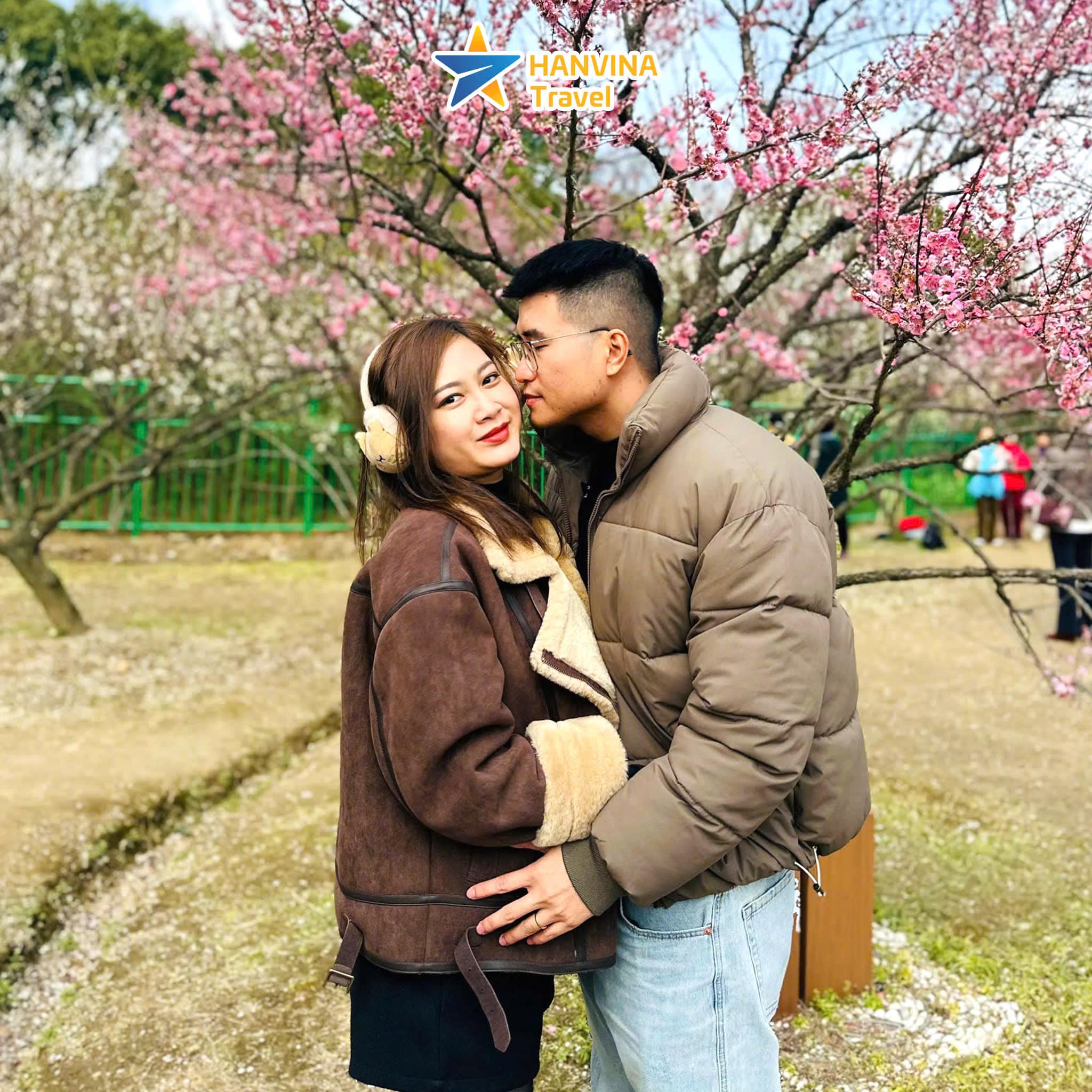 C&ugrave;ng Hanvina lạc bước v&agrave;o kh&ocirc;ng gian cổ k&iacute;nh của &Ocirc; Trấn, nơi thời gian như lắng đọng giữa những con k&ecirc;nh thơ mộng!