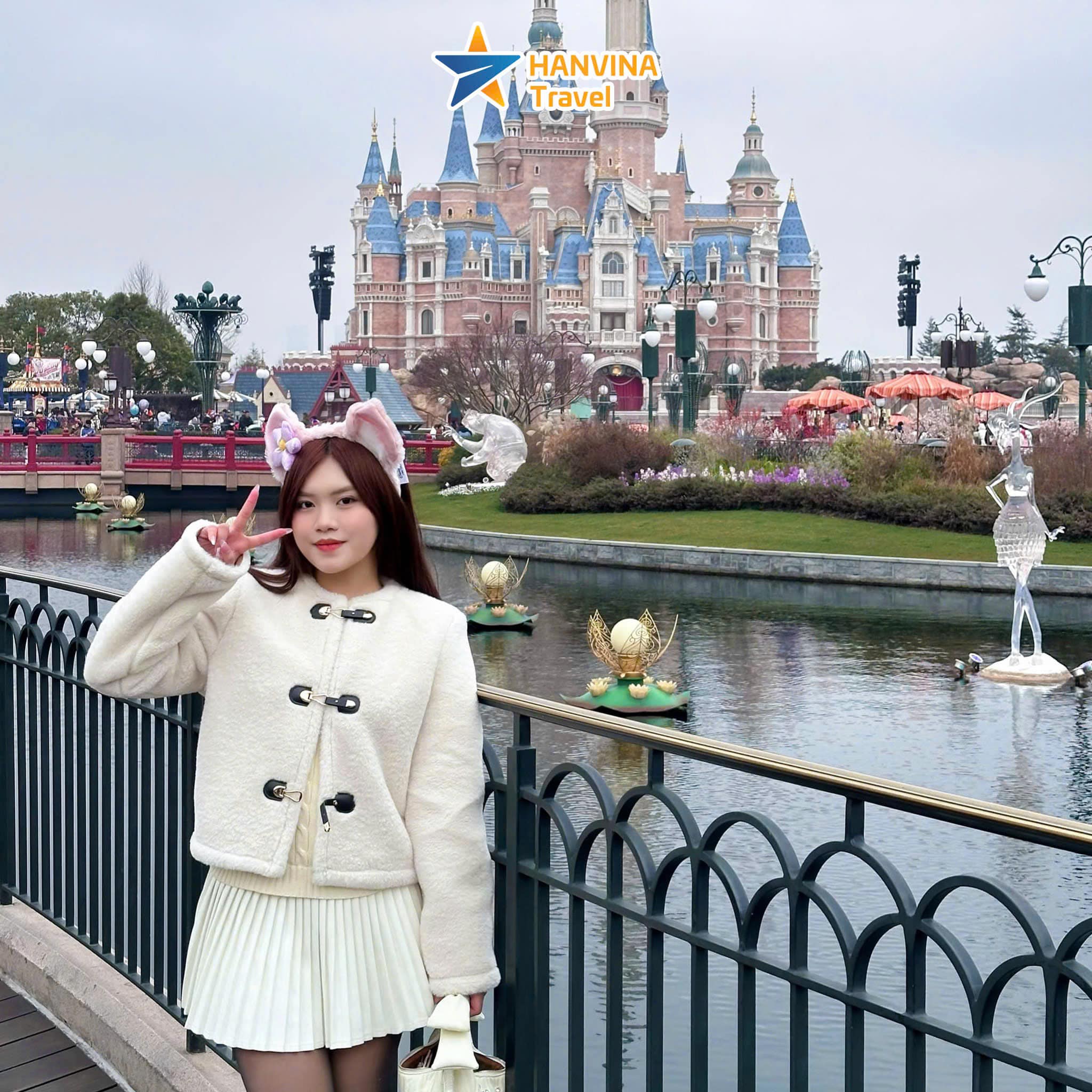 Một ng&agrave;y tr&agrave;n ngập niềm vui tại Disneyland Thượng Hải c&ugrave;ng Hanvina &ndash; thế giới cổ t&iacute;ch giữa đời thực