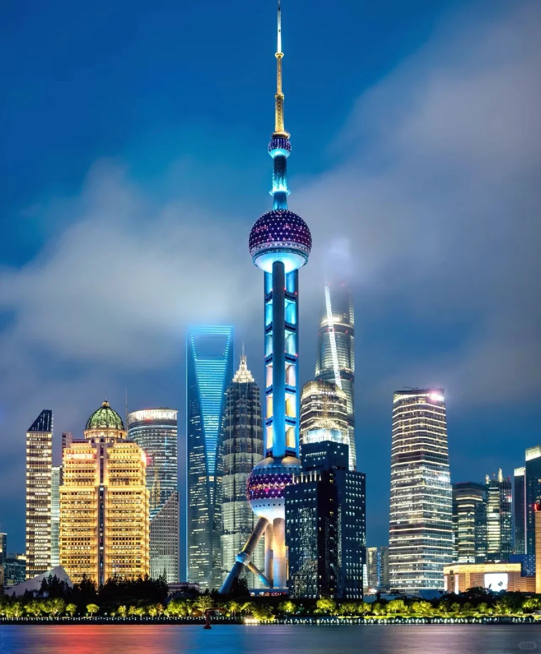 Ngắm Th&aacute;p Minh Ch&acirc;u Phương Đ&ocirc;ng Từ Du Thuyền S&ocirc;ng Ho&agrave;ng Phố