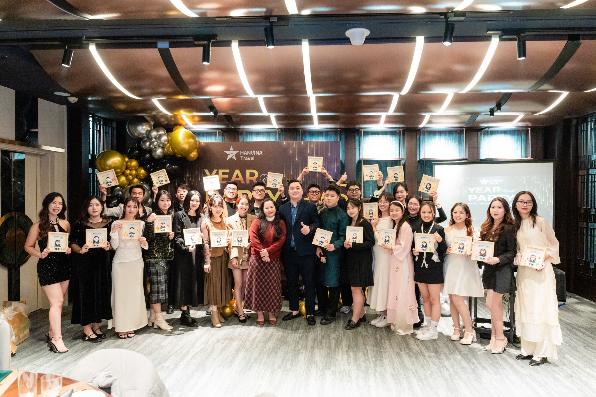  YEAR END PARTY 2024 -  HANVINA TRAVEL V&Agrave; H&Agrave;NH TR&Igrave;NH RỰC RỠ 