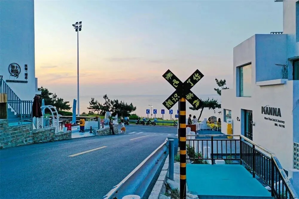 Phố hoa cự b&aacute;t g&oacute;c chụp ảnh check in nổi tiếng của giới trẻ Trung Quốc