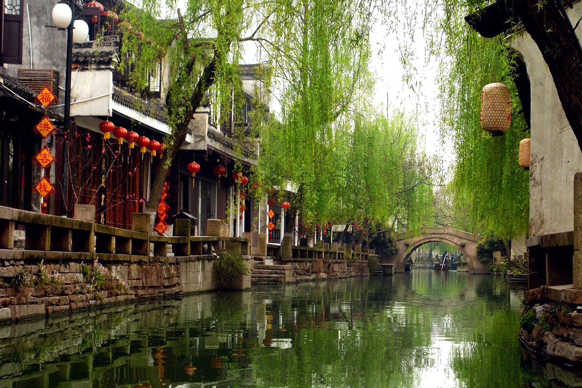Tour Trung Quốc: Khám phá Ô Trấn, một trong những trấn cổ xinh đẹp của Trung Quốc, nơi bạn sẽ cảm nhận được vẻ đẹp bình dị và văn hóa truyền thống cùng Hanvina Travel.